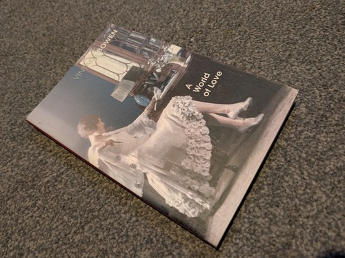 World love paperback - world,